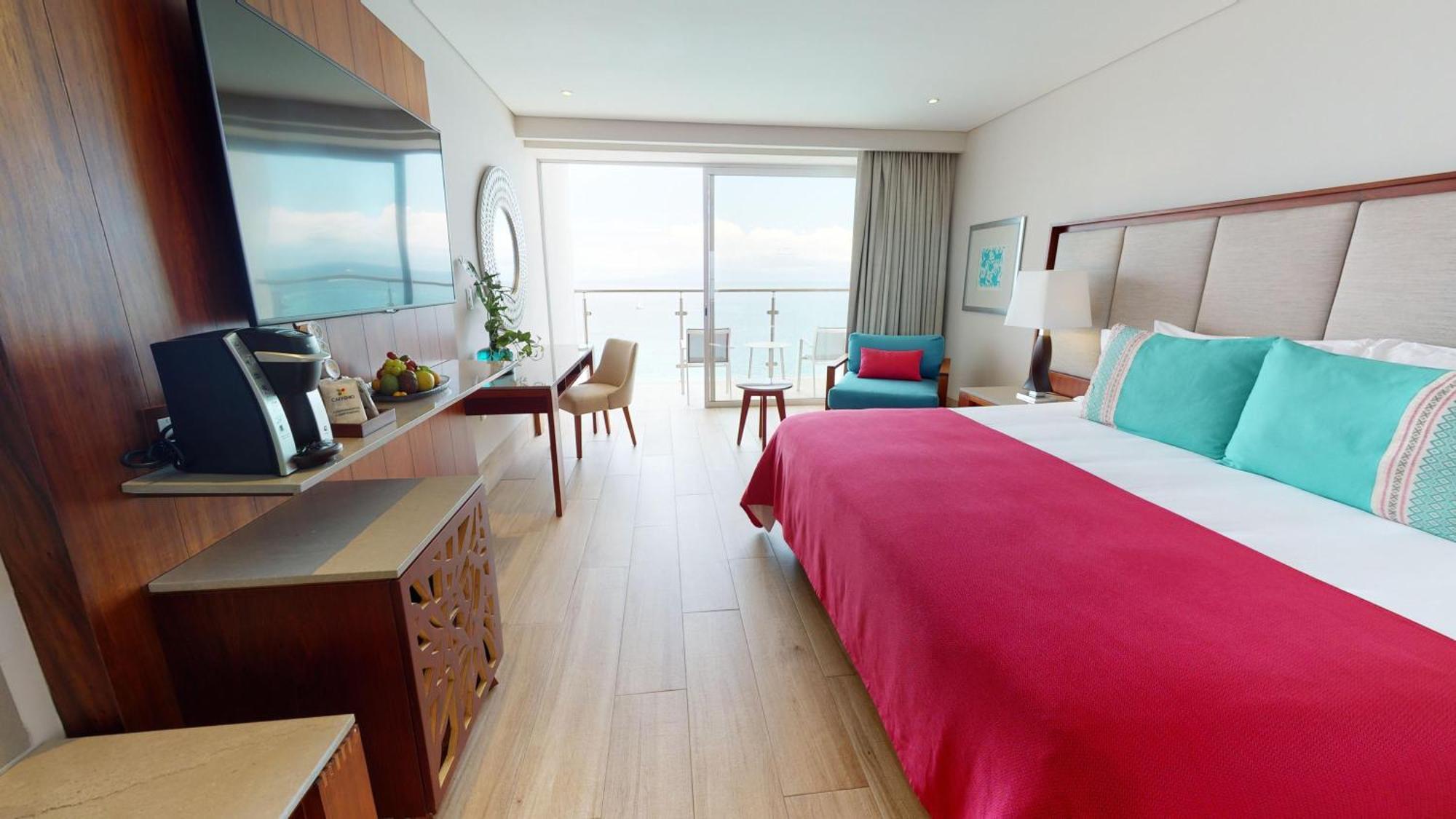 Grand Park Royal Puerto Vallarta Exterior foto A room at the hotel